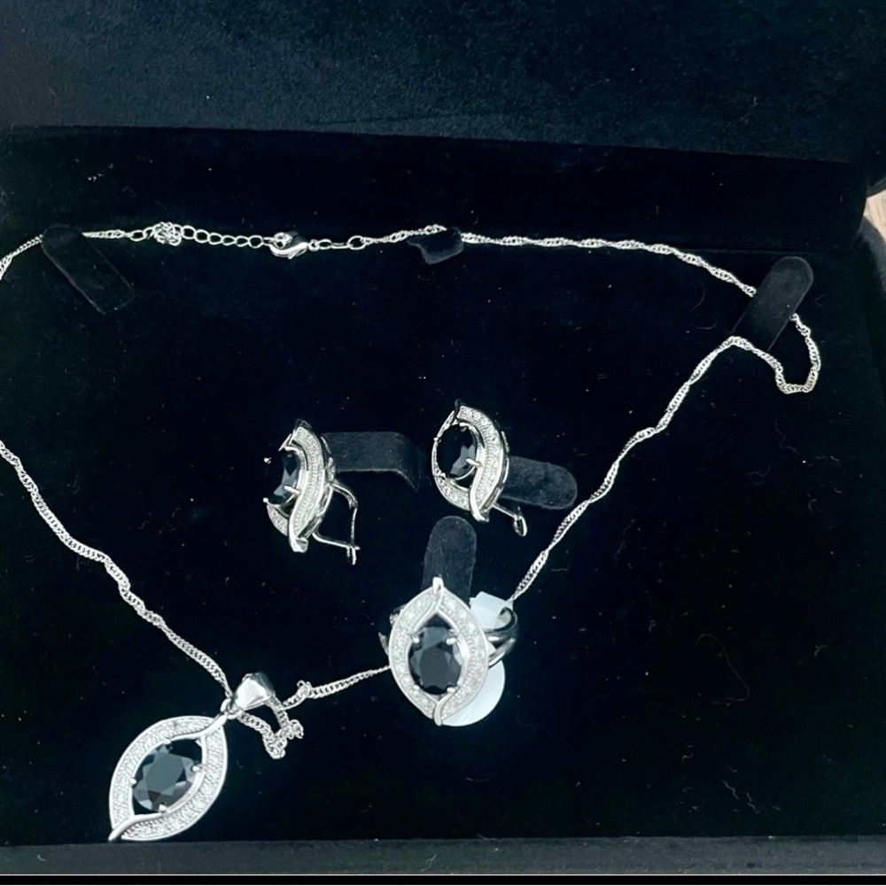 Elegant Silver 925 and Black Jewelry Set